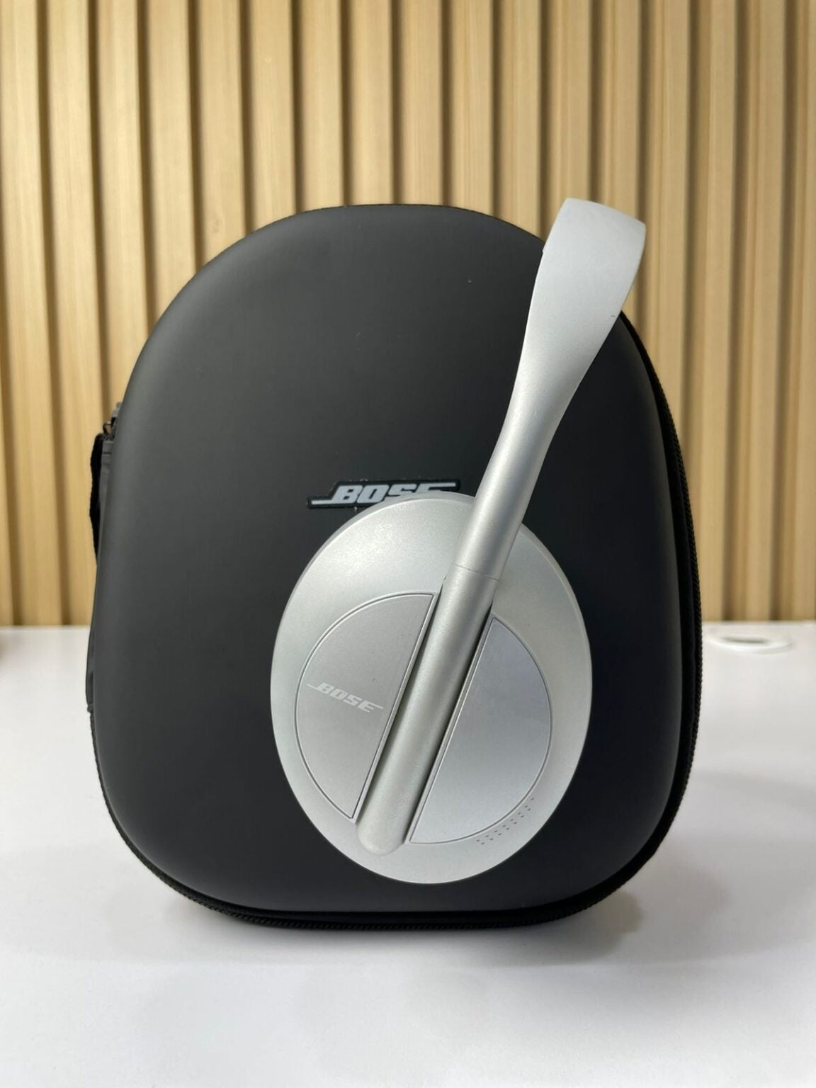 Diadema Bose 700 🎧